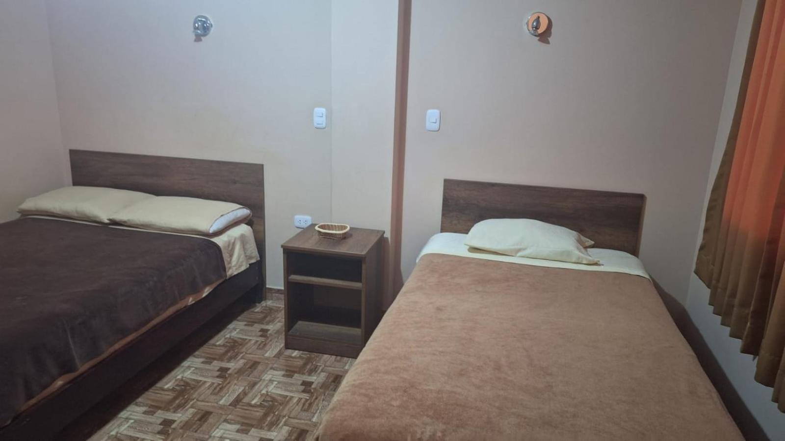 D' Barrig Hotel Trujillo Buitenkant foto